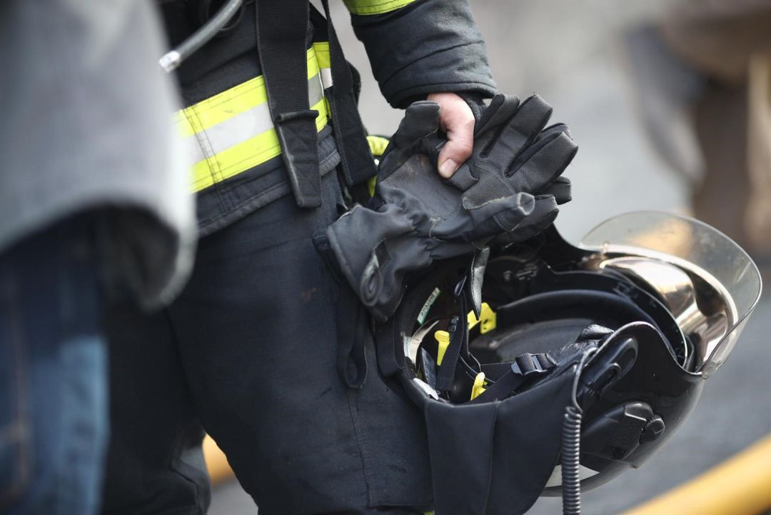 Los bomberos sofocaron las llamas Los bomberos sofocaron las llamas