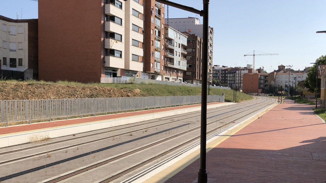 Fomento anuncia en un boletín del PSOE leonés una inversión de 55 millones para FEVE