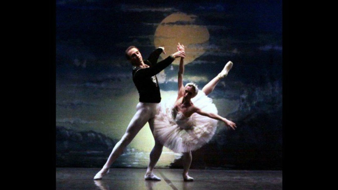El Ballet Nacional Ruso trae a Ourense El lago de los Cisnes y Cenicienta