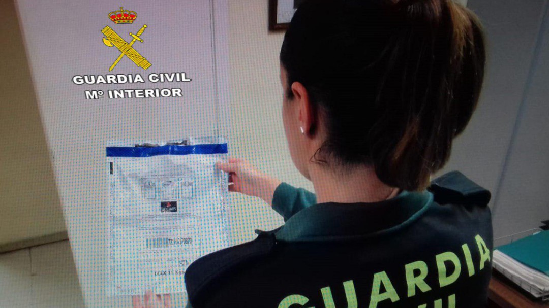 Roba 20.000 euros y lo justifica por una ludopatía