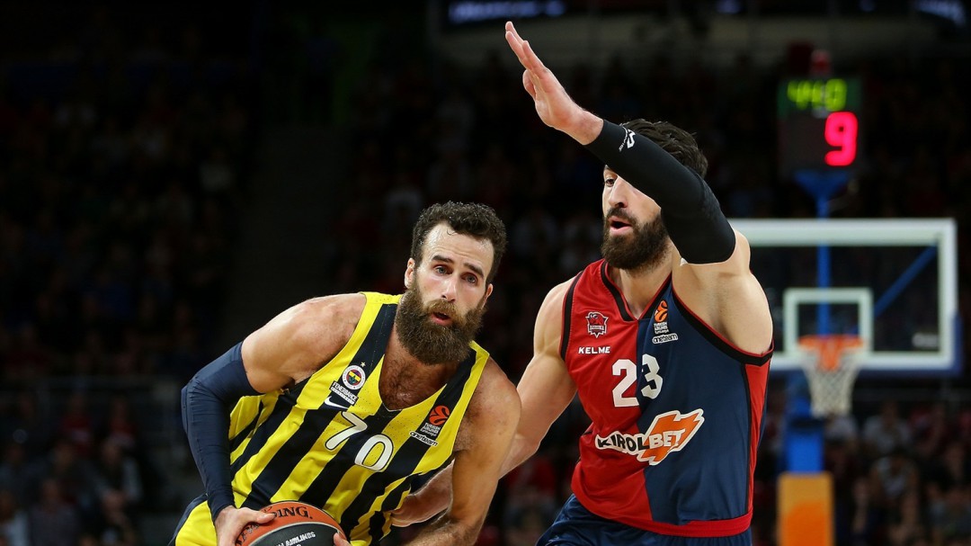 Fenerbahçe se lleva un partido muy igualado en el Buesa (72-74)