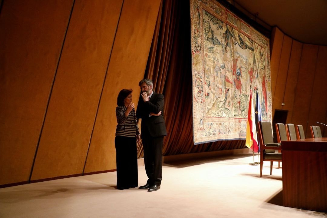 La vicepresidenta Carmen Calvo y el presidente del Supremo Carlos Lesmes. La vicepresidenta Carmen Calvo y el presidente del Supremo Carlos Lesmes.