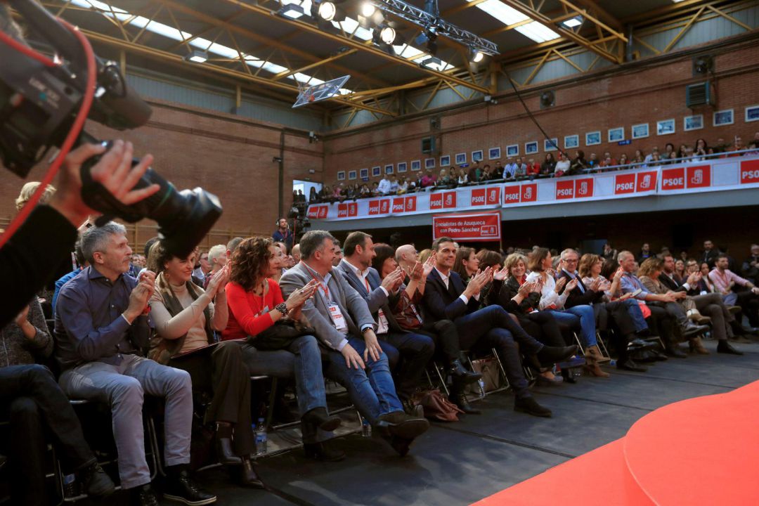 Mitin en Fuenlabrada tras el comité federal del PSOE. Mitin en Fuenlabrada tras el comité federal del PSOE.