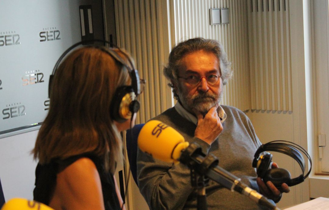 Antonio Rubio junto a Macarena Berlín en los estudios de la Cadena SER Antonio Rubio junto a Macarena Berlín en los estudios de la Cadena SER