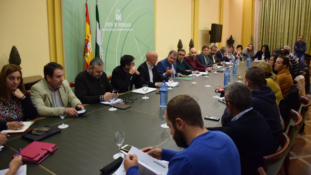 La Junta adelantará el arreglo de los caminos en cuatro municipios de la serranía de Ronda