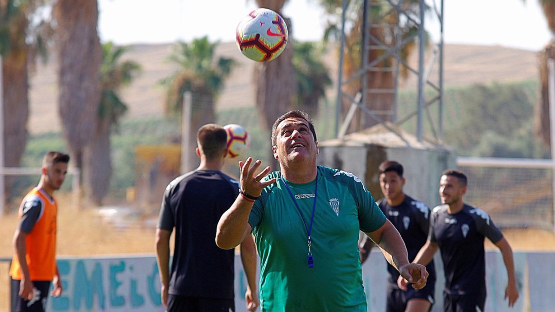Sandoval, ratificado como entrenador del Córdoba