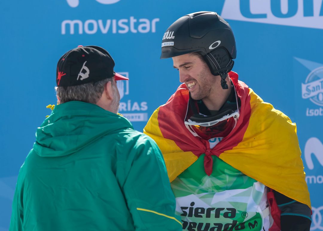 Lucas Eguibar celebra uno de sus últimos éxitos Lucas Eguibar celebra uno de sus últimos éxitos