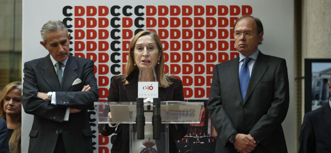El presidente de Europa Press, Asís Martín de Cabiedes (I), la presidenta del Congreso de los Diputados, Ana Pastor, y el presidente del Senado, Pío García-Escudero El presidente de Europa Press, Asís Martín de Cabiedes (I), la presidenta del Congreso de los Diputados, Ana Pastor, y el presidente del Senado, Pío García-Escudero