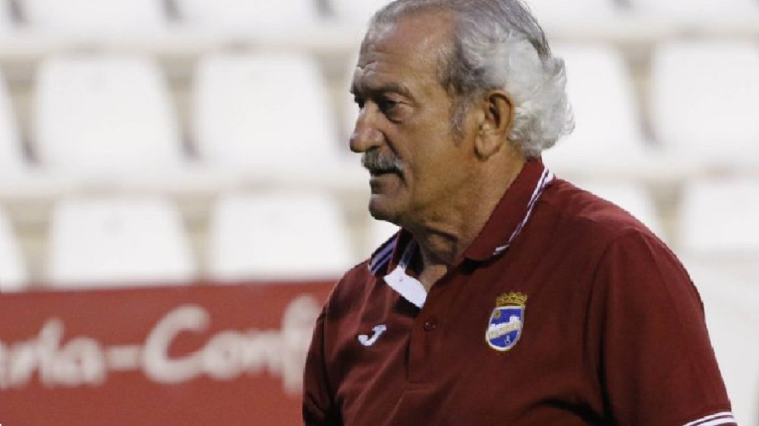 El entrenador es el catedrático de los jugadores, debe hablarles de la vida real