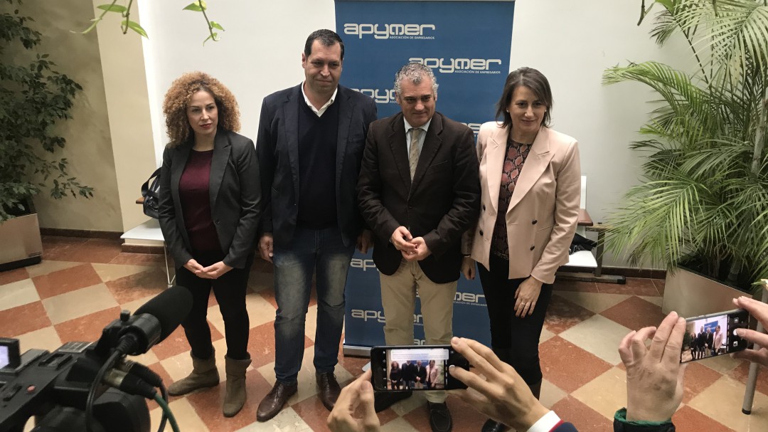 La Junta incluirá un estudio de viabilidad sobre la construcción de una autovía en el Plan PISTA