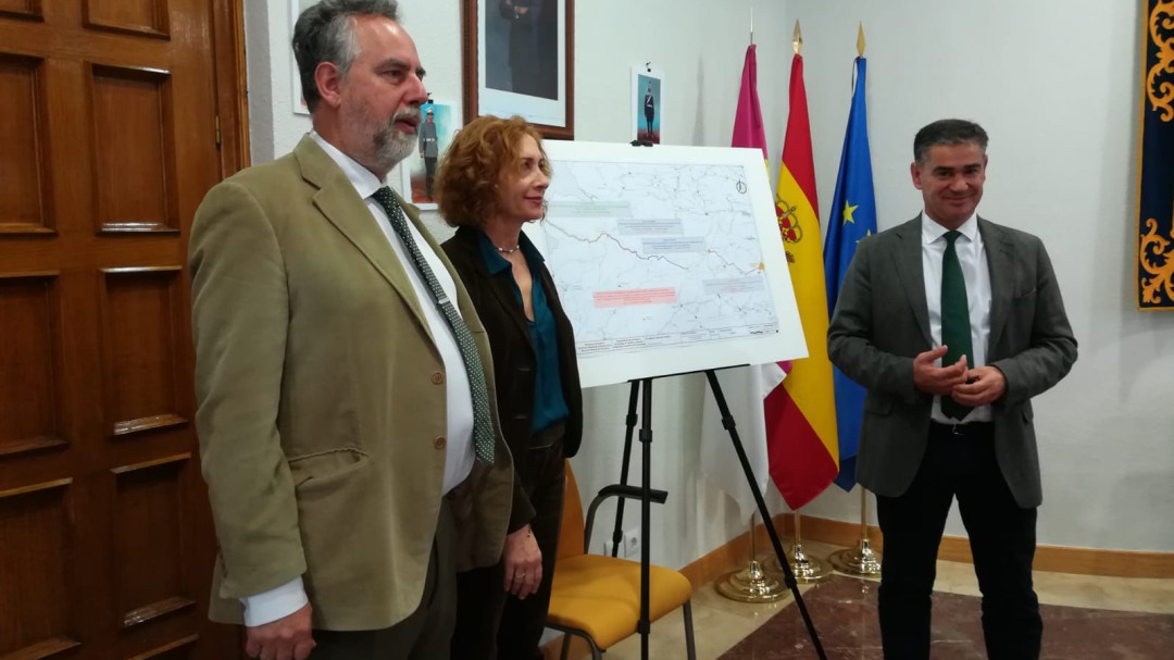 Gonzalez Ramos anuncia la licitación del estudio para la variante de Piedrabuena