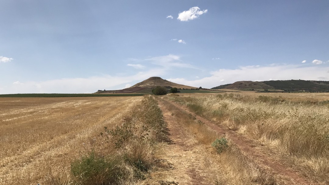 Batallas, leyendas y lugares de poder en Amasatrigo, en Campos del Paraíso