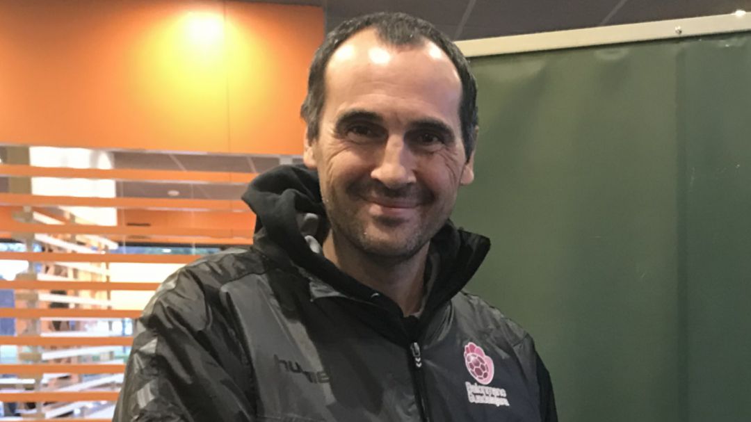 Cangas 26 BM Guadalajara 27: César Montes: "El equipo se agarró muy bien a la pista" Cangas 26 BM Guadalajara 27: César Montes: "El equipo se agarró muy bien a la pista"