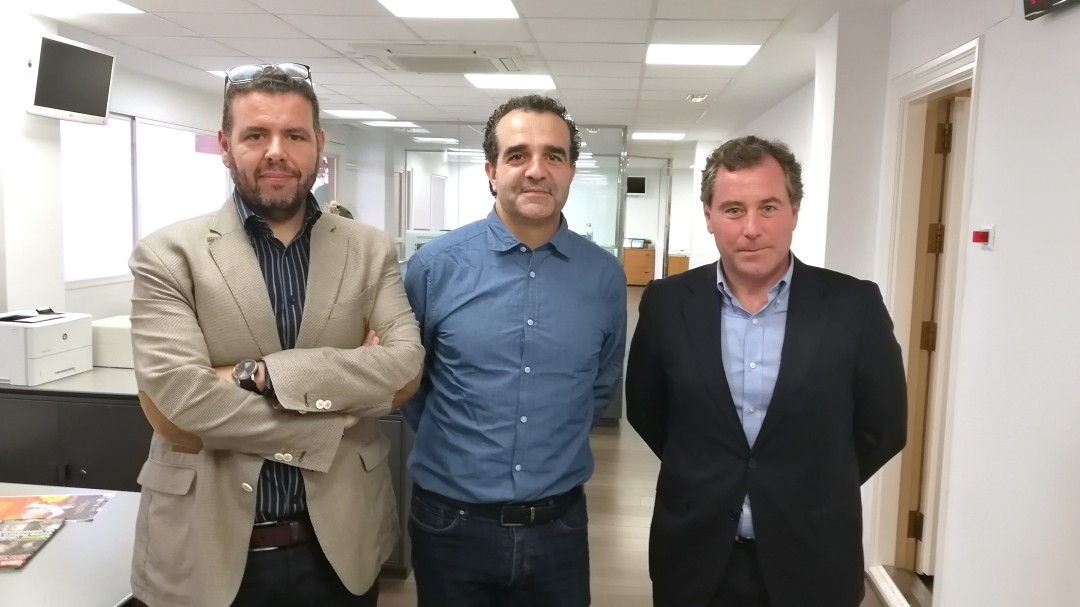Primarias, ceses, desahucios y torpezas