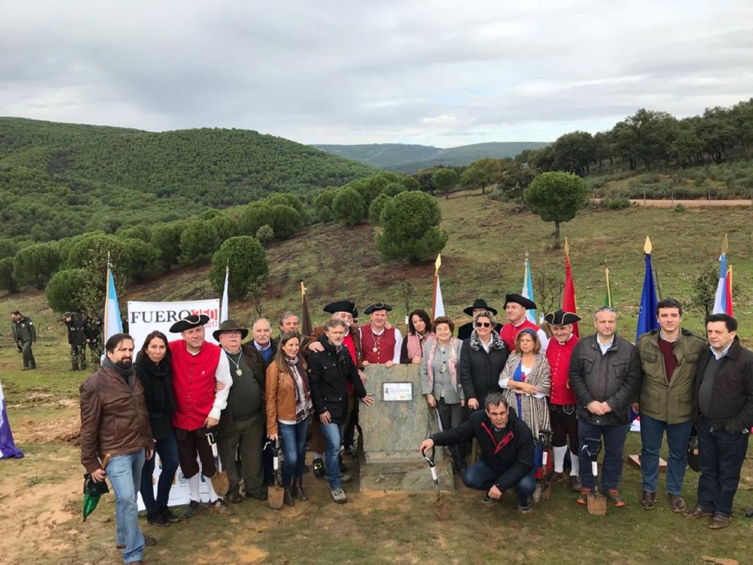 Plantación conmemorativa del Fuero de las Nuevas Poblaciones. Plantación conmemorativa del Fuero de las Nuevas Poblaciones.