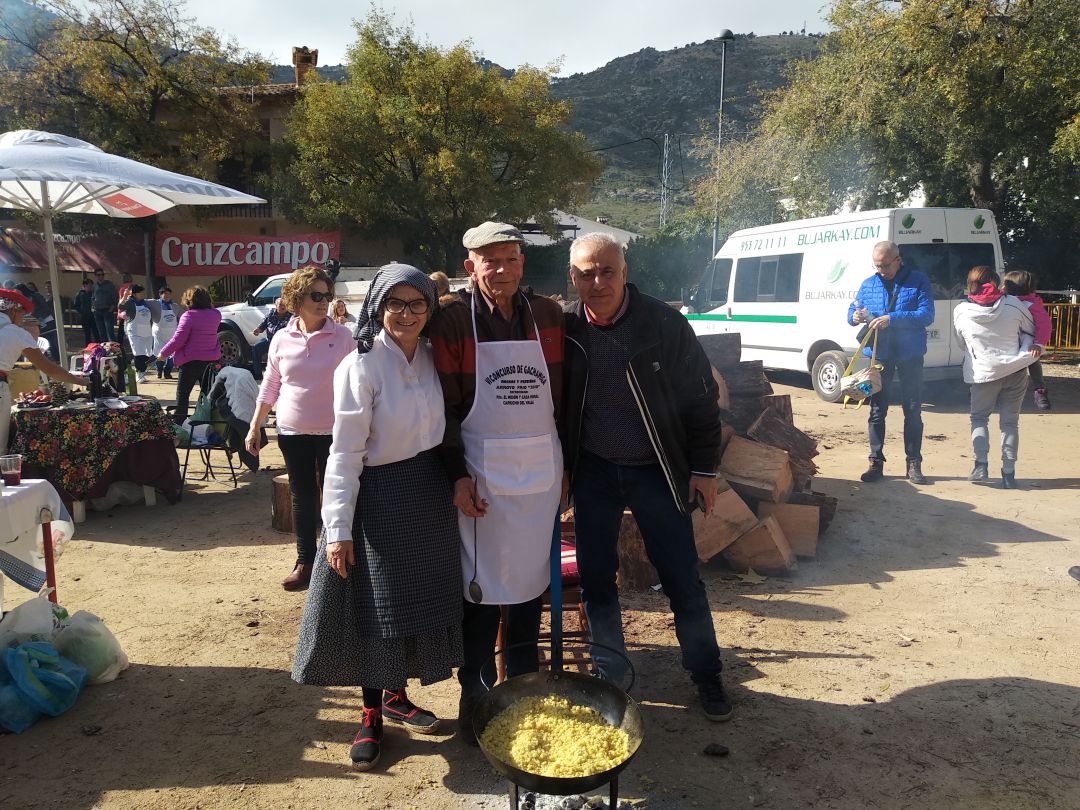 Leandra Díaz junto a su marido Francisco Cano y el alcalde de La Iruela, Jose Antonio Olivares Leandra Díaz junto a su marido Francisco Cano y el alcalde de La Iruela, Jose Antonio Olivares
