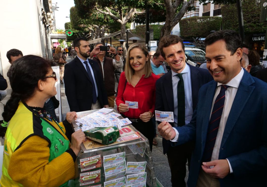 Pablo Casado denuncia electoralismo de la Junta en Almería