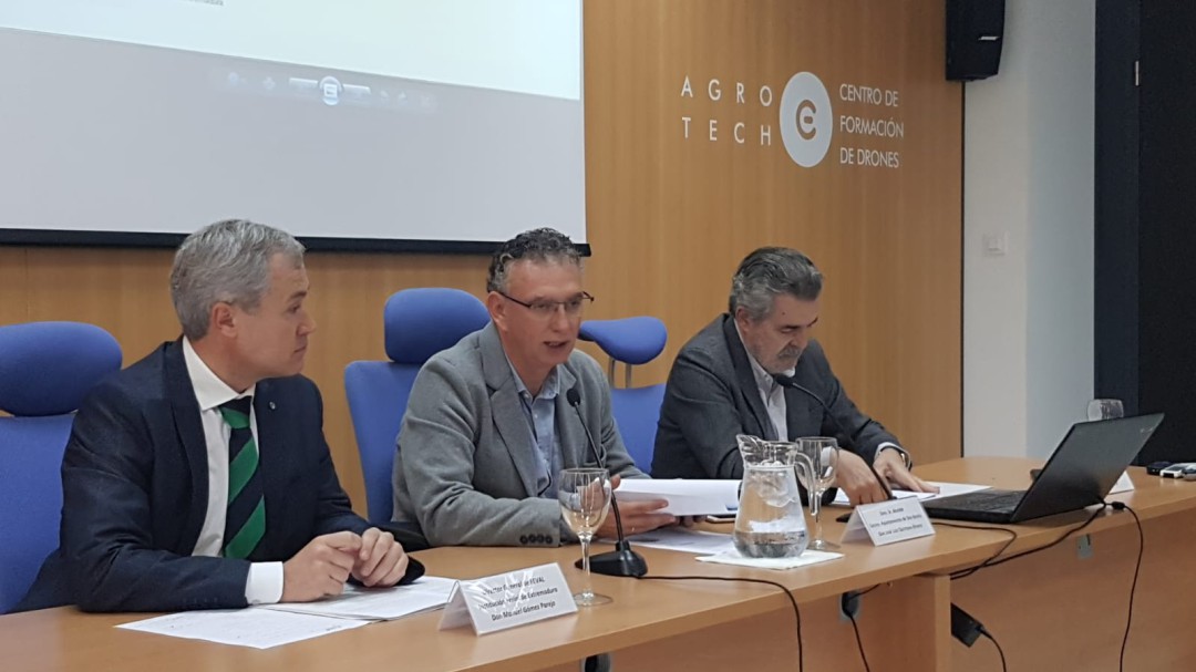 Foro FICÓN atiende las demandas del sector de la construcción
