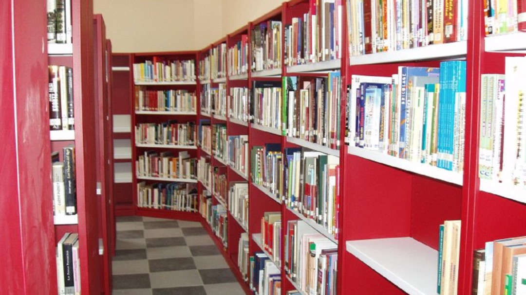 Magia, tertulias e inglés entre libros