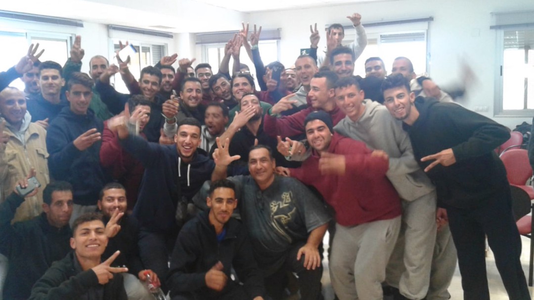 La Policia Nacional pone en libertad a 73 inmigrantes