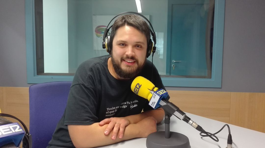 Albert Font-Tarrés, als estudis de Ràdio Lleida Albert Font-Tarrés, als estudis de Ràdio Lleida