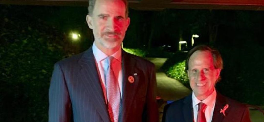 El alcalde de Alcobendas junto al Rey Felipe VI El alcalde de Alcobendas junto al Rey Felipe VI