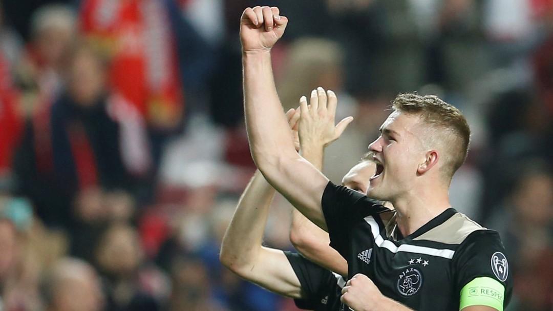 El Barça intentarà fitxar Matthijs de Ligt a l'estiu