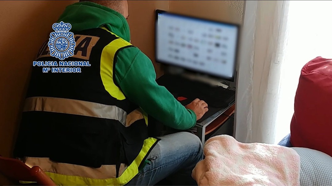 Golpe a una red de pornografía infantil con material extremadamente crudo
