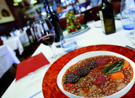 Las lentejas con chorizo y morcilla de Casa Paca en Salamaca que hay que probar al menos una vez en la vida Las lentejas con chorizo y morcilla de Casa Paca en Salamaca que hay que probar al menos una vez en la vida