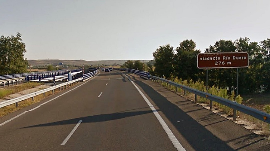 Fomento prevé abrir el viaducto de la A-66 en el puente de la Constitución