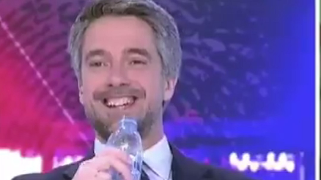 La divertida 'pillada' a Carlos Franganillo en pleno Telediario de TVE