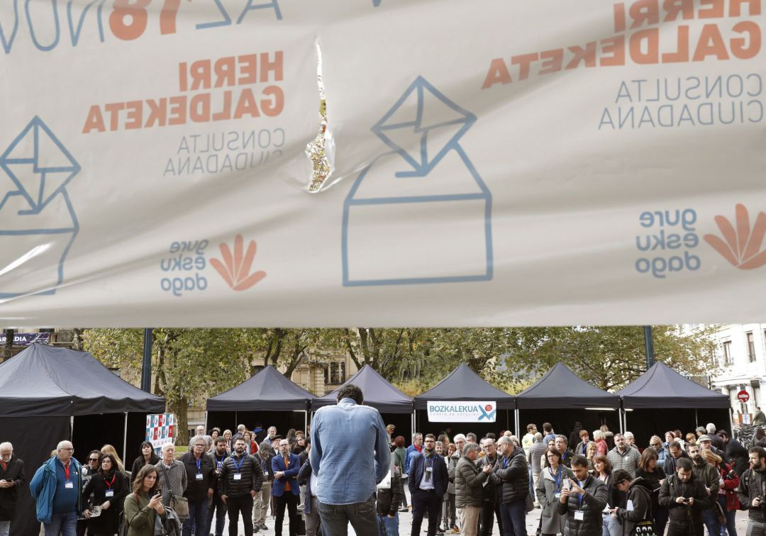 Baja participación en la consulta de Gure Esku Dago en San Sebastián