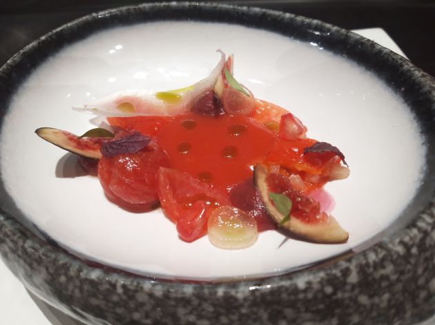 Ensalada roja (El Celler de Can Roca). Ensalada roja (El Celler de Can Roca).
