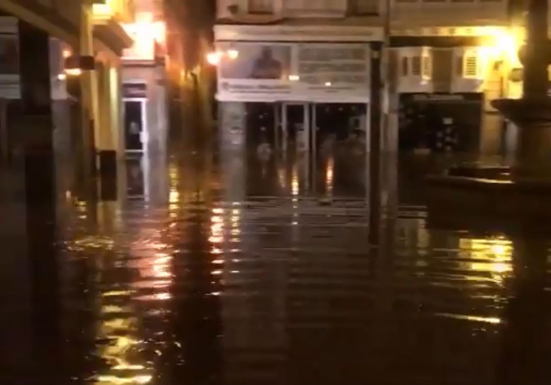 Muere una mujer en su casa de Viveiro (Lugo) por una tromba de agua
