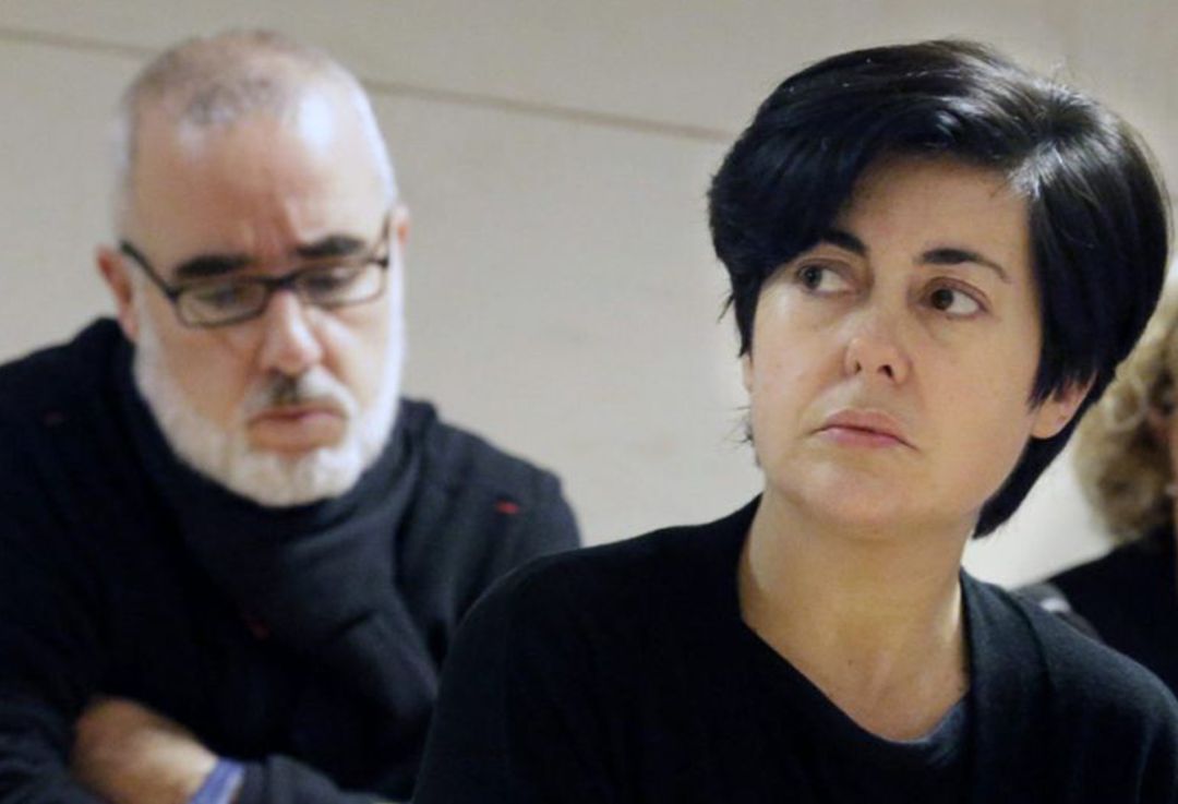 Rosario Porto y Alfonso Basterra durante el juicio en el que fueron condenados por el asesinato de su hija Asunta Basterra Rosario Porto y Alfonso Basterra durante el juicio en el que fueron condenados por el asesinato de su hija Asunta Basterra