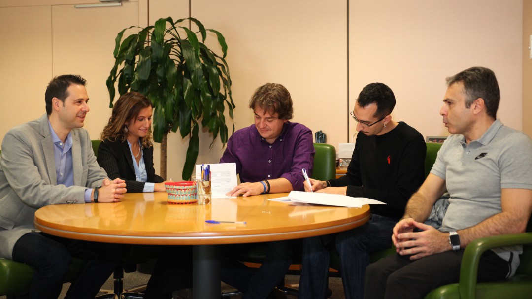 Fuenlabrada firma un convenio con la Federación Madrileña de Parálisis Cerebral