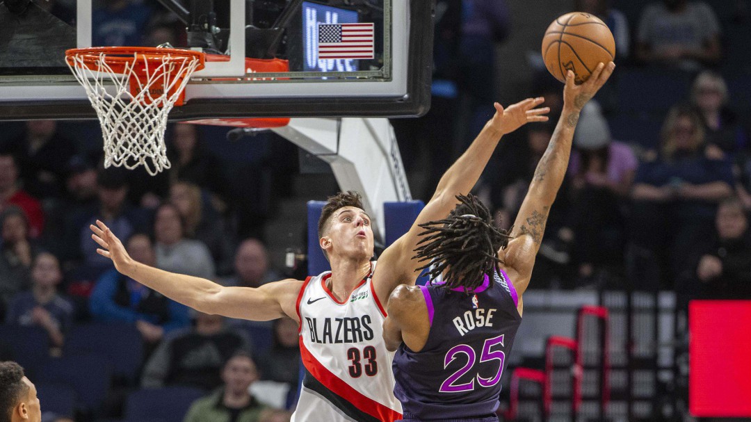 La organización de Derrick Rose proporciona 200.000 dólares a un joven para que pueda seguir con sus estudios