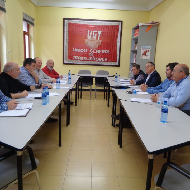 Sindicatos y patronal dan un paso más en pro del sector vitivinícola
