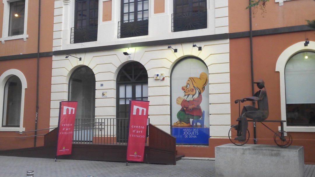 Amics del Joguet de Dénia pide una renovación del museo del juguete
