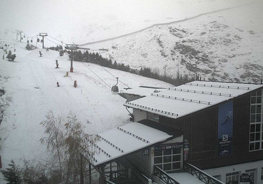 Vía libre para la apertura de la estación de esquí de Sierra Nevada este sábado