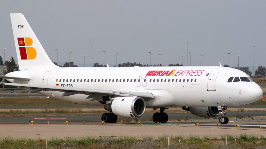 Iberia sólo funciona a golpe de reclamación, según Consubal