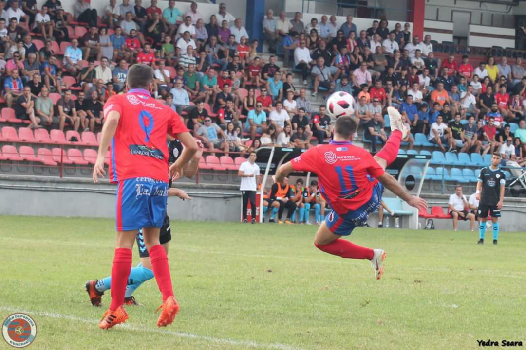 Los dos mejores equipos ourensanos clasificados en la tercera división,se enfrentarán en el derbi provincial. Los dos mejores equipos ourensanos clasificados en la tercera división,se enfrentarán en el derbi provincial.
