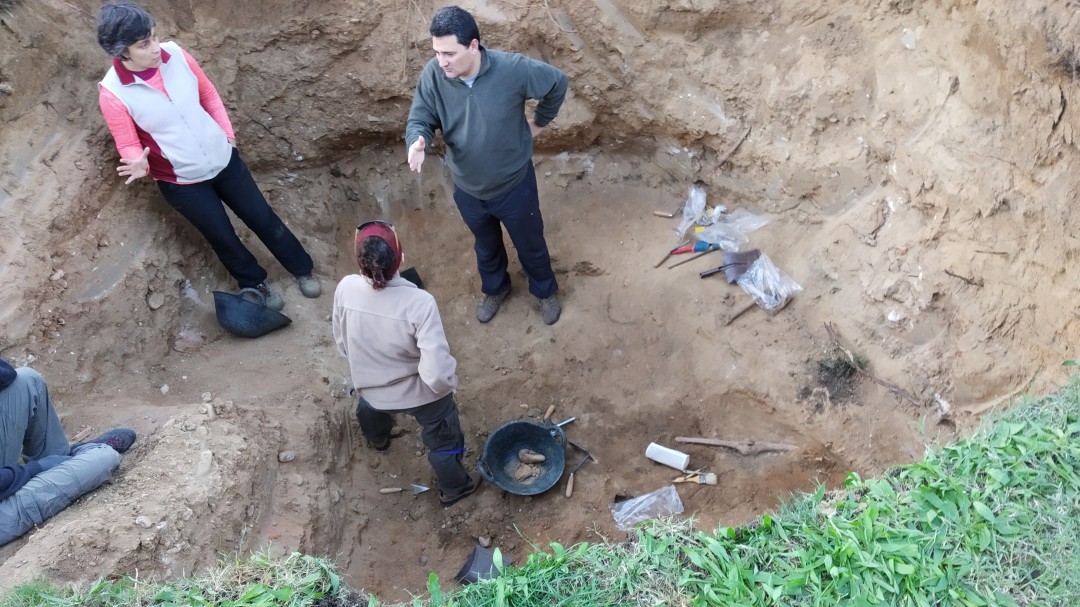 Encuentran los restos de Enrique Horcajuelo fusilado en la Guerra Civil en Talavera