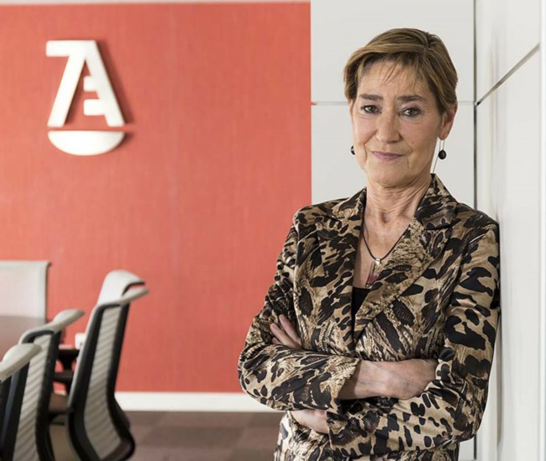 Victoria Ortega. Victoria Ortega.