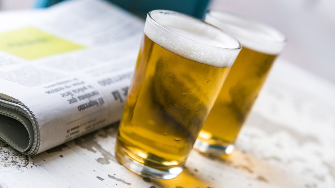 ¿Pueden los mensajes contradictorios lastrar cualquier iniciativa para combatir el alcoholismo?