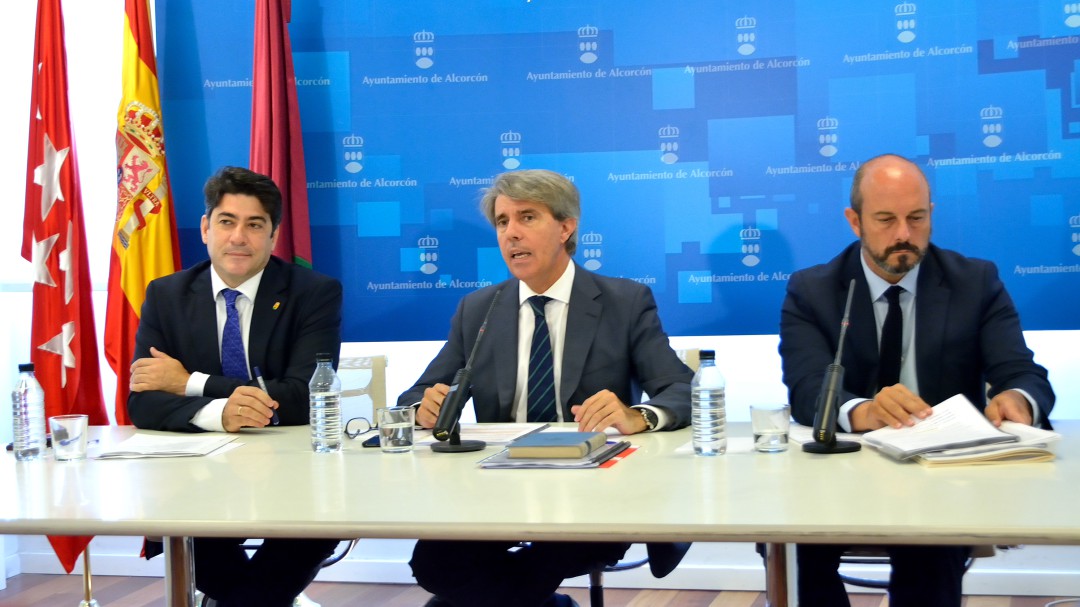 El caos en la gestión de las ayudas a la emancipación de jóvenes abre otra brecha en el gobierno regional