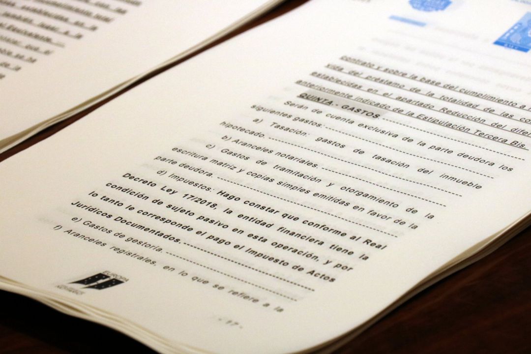 Escritura de una hipoteca. Escritura de una hipoteca.