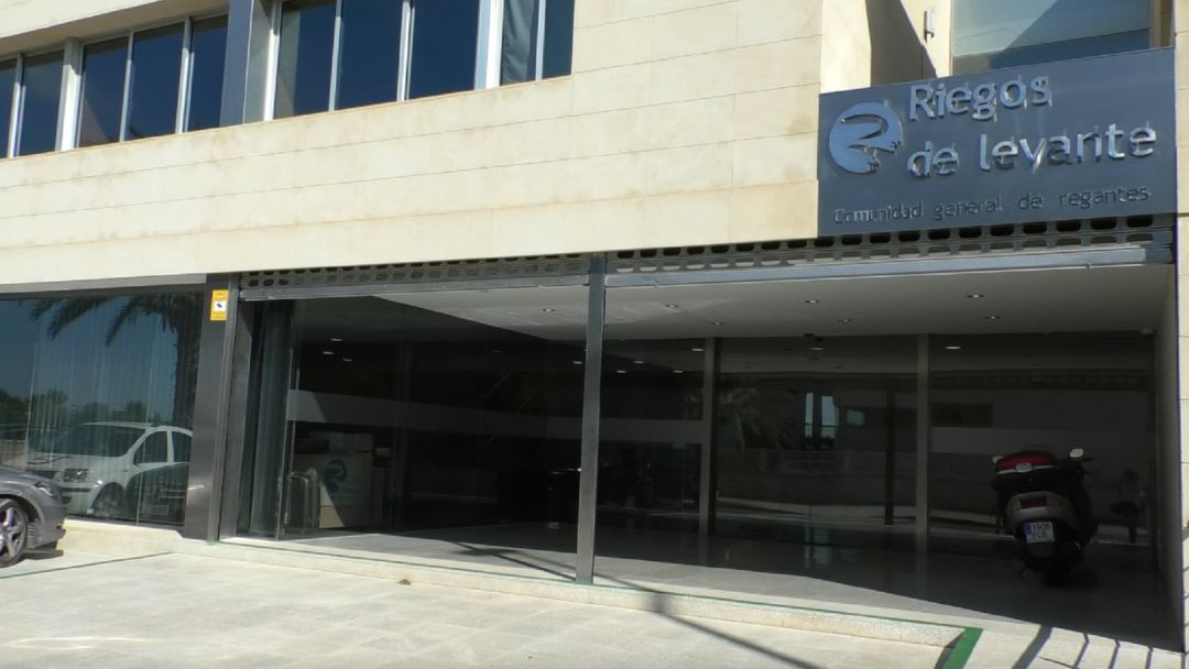 Riegos de Levante aprueba, sin unanimidad, construir una desalobradora Riegos de Levante aprueba, sin unanimidad, construir una desalobradora