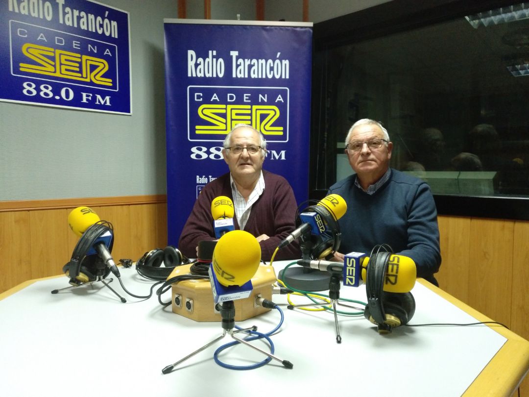 Luis Córdoba y Paco Moreno, los integrantes veteranos de la rondalla taranconera Luis Córdoba y Paco Moreno, los integrantes veteranos de la rondalla taranconera