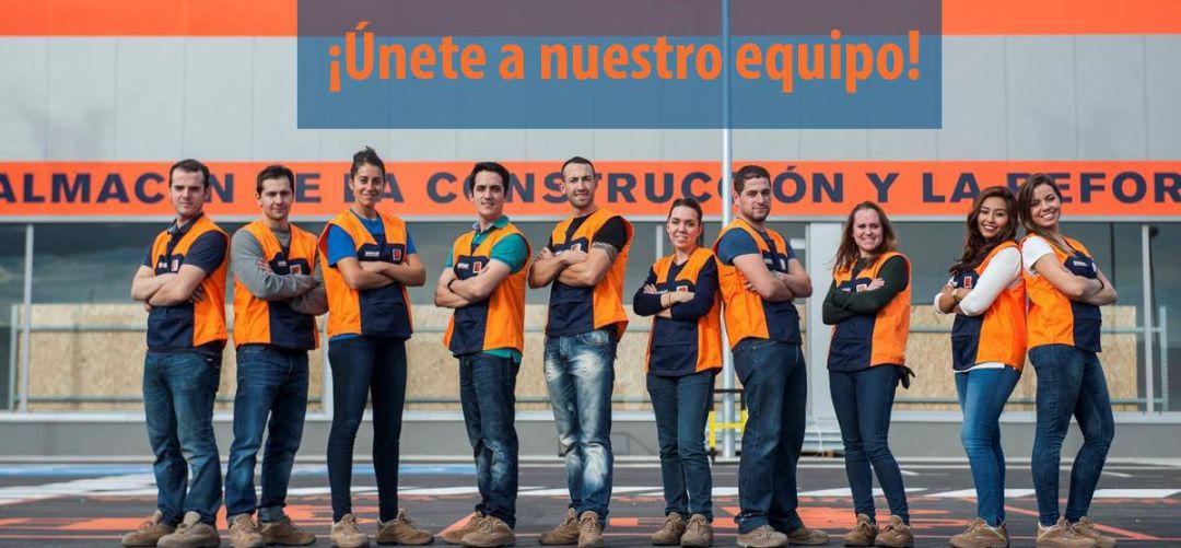 Trabajadores del almacen de bricolaje Trabajadores del almacen de bricolaje